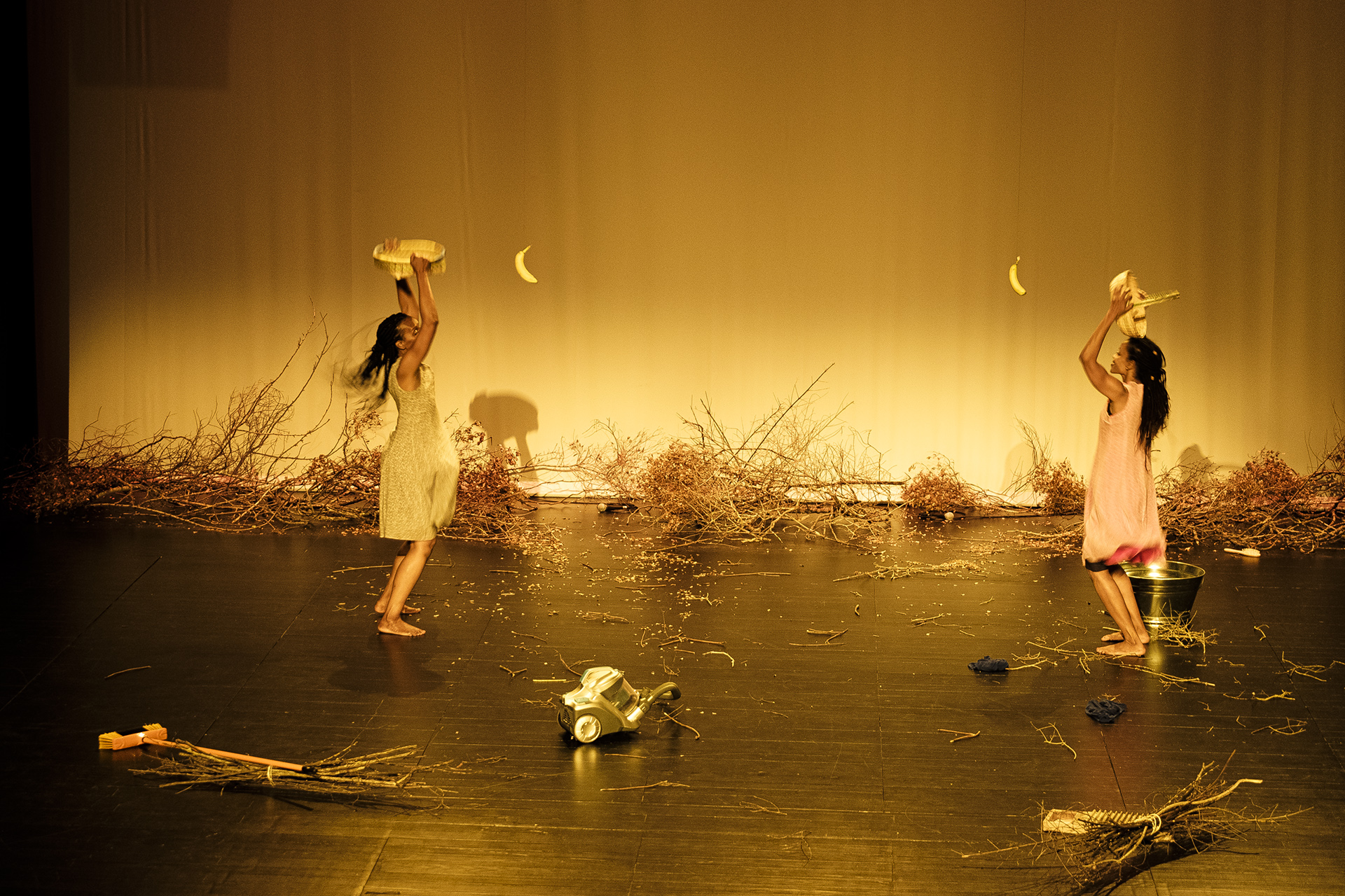 Raiz di Polon no Cine-Teatro Louletano