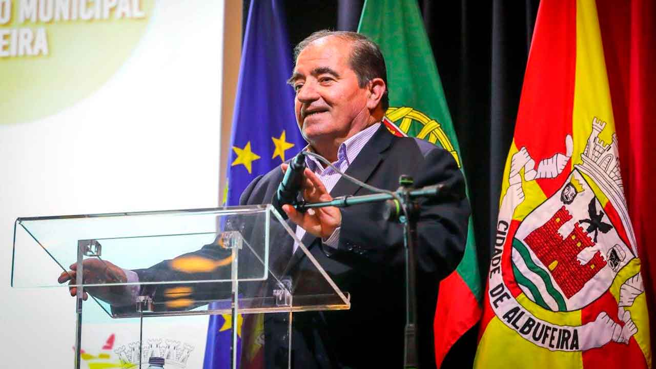 Albufeira foi palco do primeiro Seminário sobre Segurança em Eventos Turísticos, dividido em quatro grandes painéis, tendo contado com 300 pessoas.