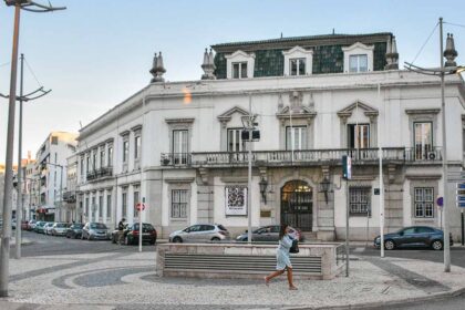 A CCDR Algarve chama a atenção para o facto de que todos os pagamentos de faturas do Algarve 2020 têm de ser feitos até dezembro.