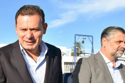 O presidente do PSD, Luís Montenegro, afirmou hoje que o Algarve tem «problemas agravados» devido à gestão socialista.