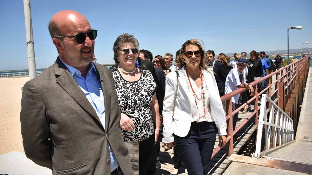 Ana Paula Vitorino e João Pedro Matos Fernandes e Sílvia Padinha na Culatra