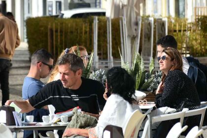 Associação de Discotecas do Sul e Algarve (ADSA) reagiu hoje «com satisfação e alegria» ao alívio de restrições para mitigar a COVID-19.