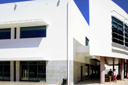 Biblioteca de VRSA celebra 10º aniversário com música, poesia e teatro