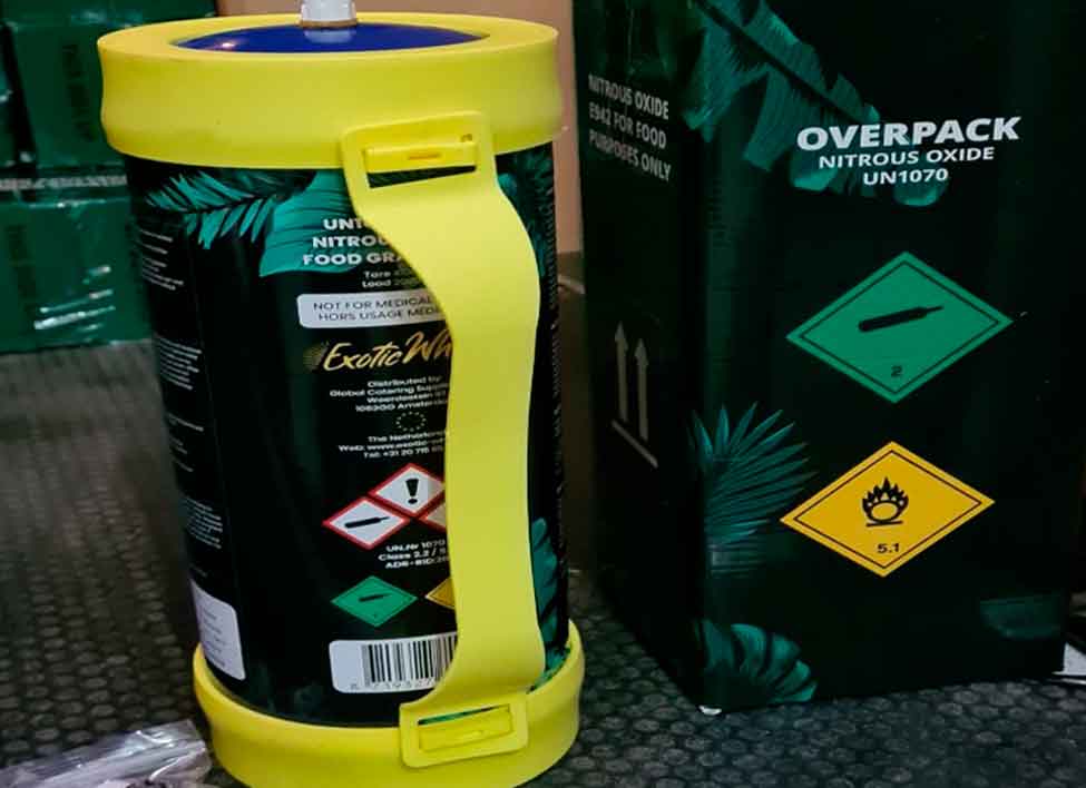 809 botijas de óxido nitroso, medicamento destinado à utilização em meio hospitalar, foram apreendidas na Via do Infante, em Tavira, pela GNR.