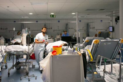 Segundo o parlamentar do PSD Cristóvão Norte, o governo vai canalizar 950 milhões de euros para novos hospitais centrais ou de proximidade até ao fim da legislatura. Nenhum deles será na região. Norte diz que é mais uma «flagrante menorização do Algarve, sem razão fundamentada».