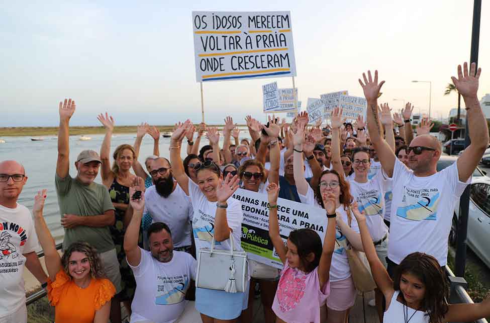 Movimento de Cidadania juntou 400 pessoas na Ilha de Cabanas, sendo que já foi enviada uma carta para a direção do ICNF a apelar à causa.