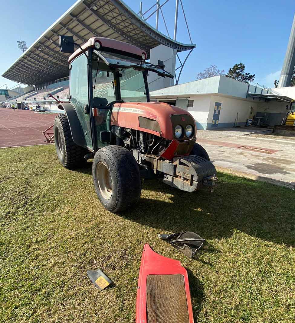 O Complexo Desportivo de VRSA foi alvo de atos de vandalismo, durante a última madrugada, sendo que o prejuízo ascende os 15 mil euros.