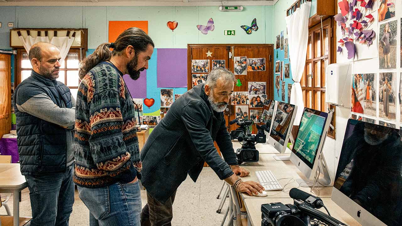 ETIC_Algarve doa equipamento audiovisual a Fundação Vitor Reis Morais - Centro Comunitário Horta da Areia.