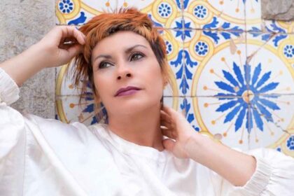 Viviane e encontro da banda «Entretenga» com «Cantares da Terra» animam Auditório Municipal de Albufeira neste mês de novembro.