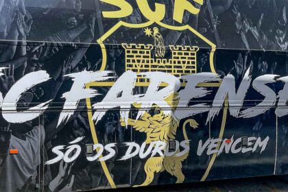 Depois do jogo contra o Länk Vilaverdense, os adeptos do Farense foram alvo de «uma emboscada e de agressões», de acordo com comunicado do clube.