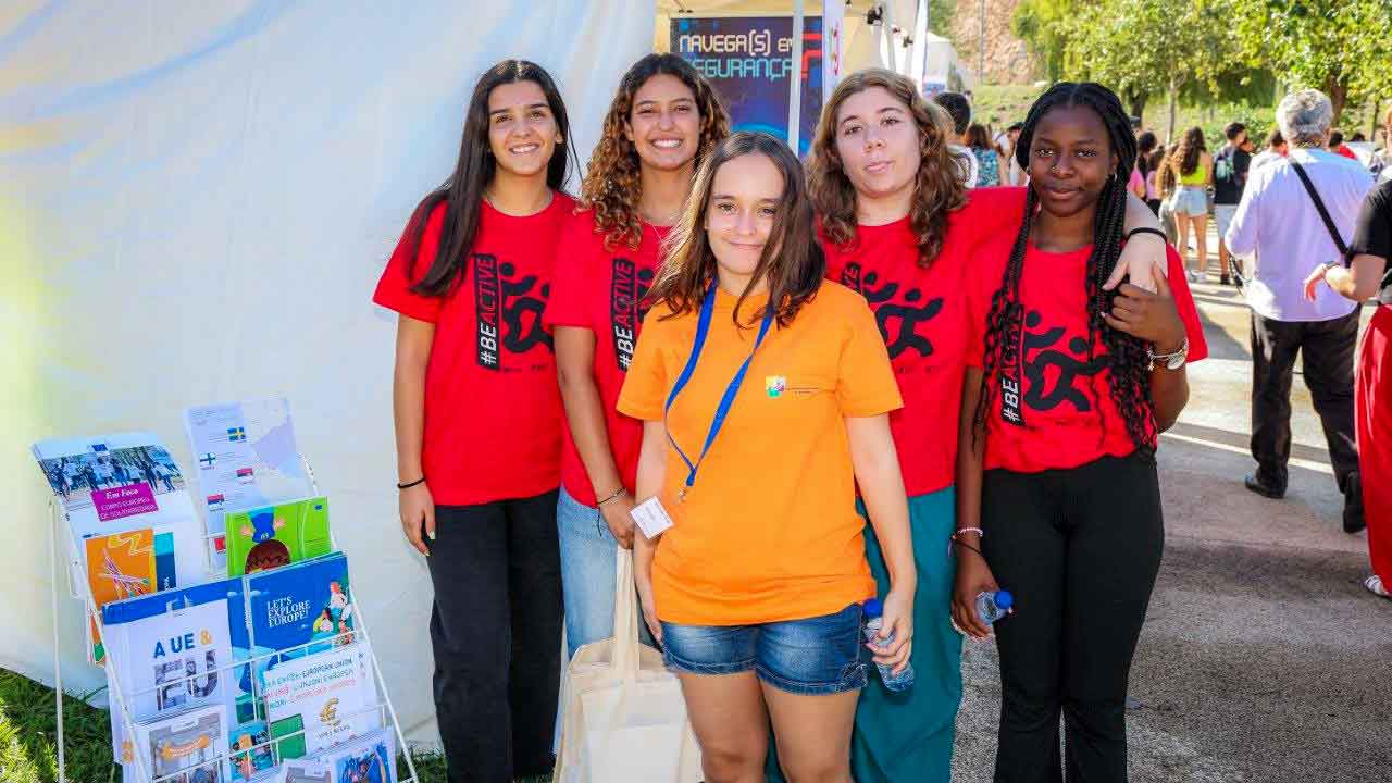 Albufeira acolheu a terceira edição da Feira das Línguas e dos Povos em Mobilidade, no Dia Europeu das Línguas, a 26 de setembro.