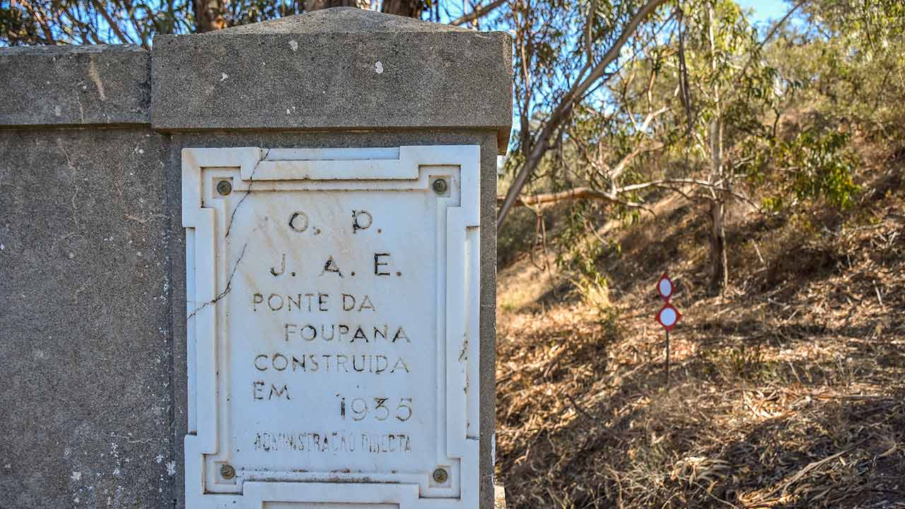 Associação ambientalista Almargem diz «NÃO» a uma nova barragem na Foupana, a última grande ribeira livre do Algarve.