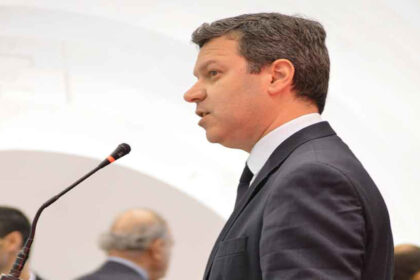 Hugo Nunes, novo presidente da Assembleia Municipal de Loulé