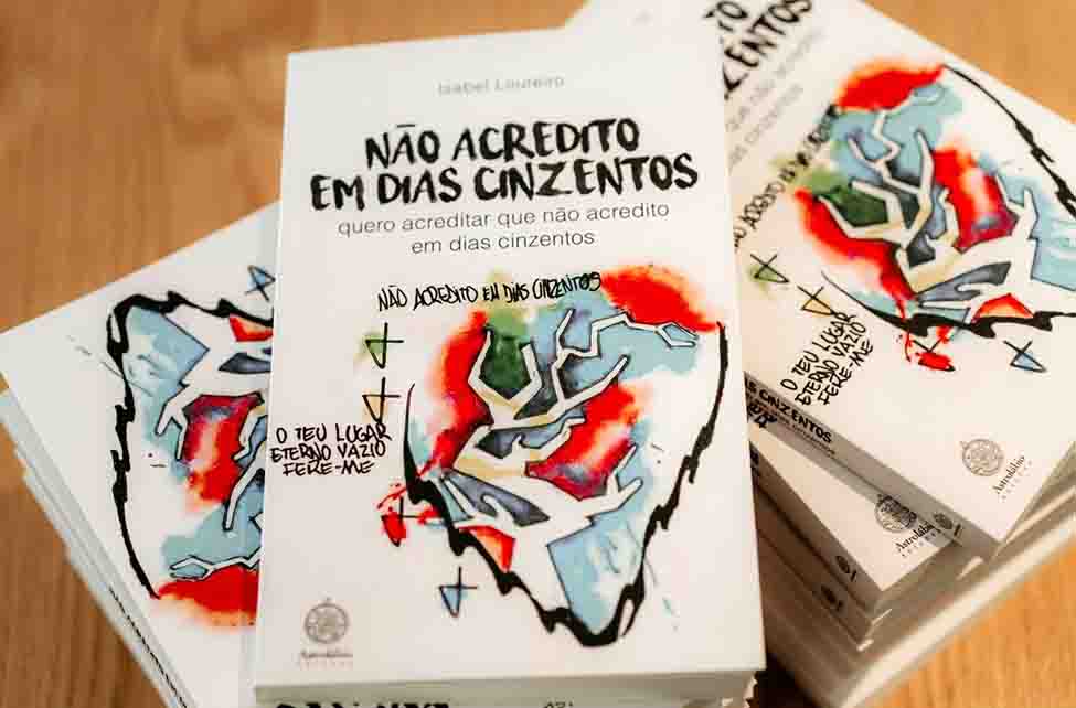Museu de Portimão recebe apresentação do livro de Isabel Loureiro «Não acredito em dias cinzentos», no dia 20 de outubro, às 19h00.