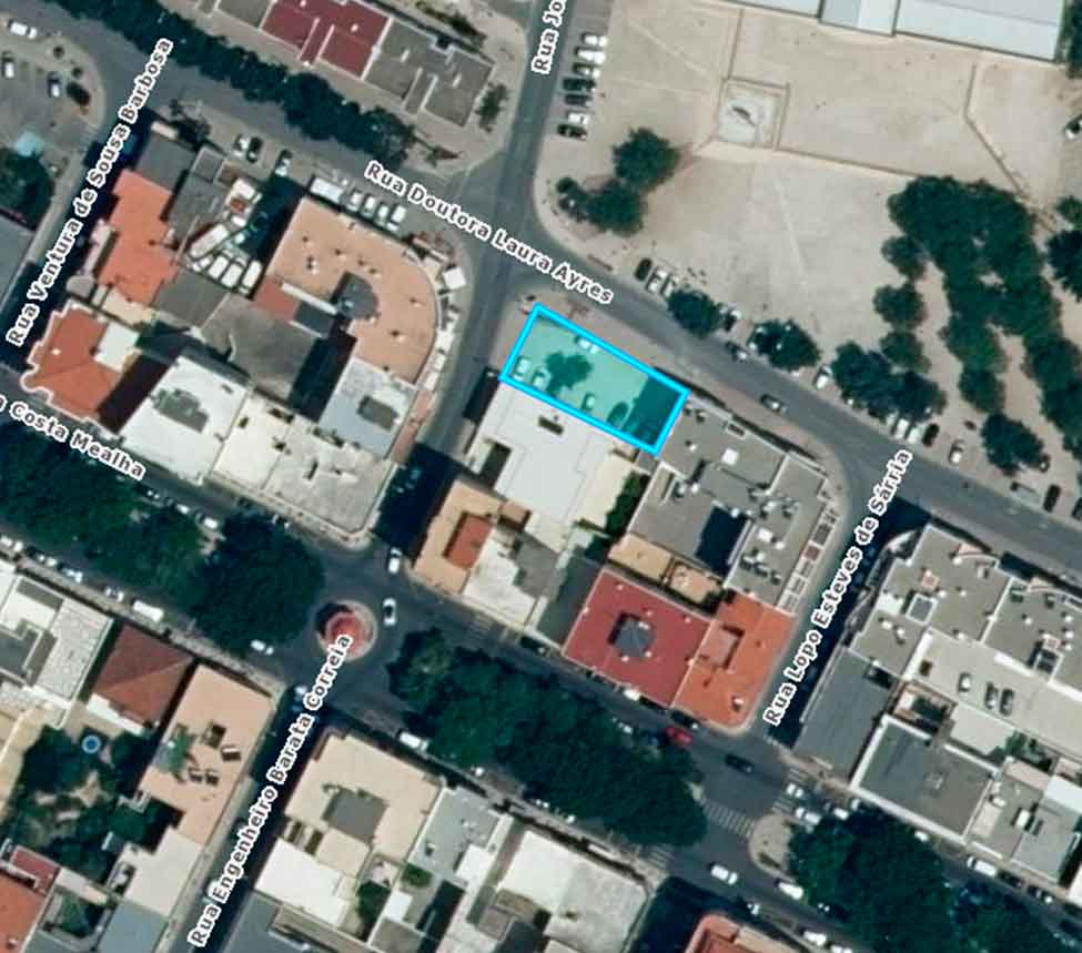A nova sede da Junta de Freguesia de São Clemente vai passar a localizar-se na confluência das ruas José Afonso e Dra. Laura Ayres.