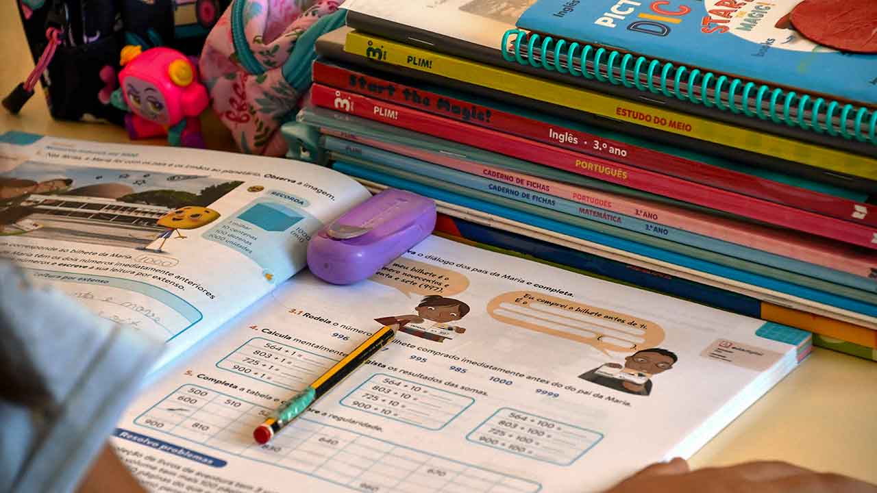 Vila Real de Santo António (VRSA) vai atribuir, de forma gratuita, no próximo ano letivo, livros de fichas aos alunos do primeiro ciclo.