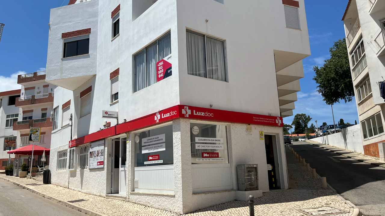 A médica Joanna Karamon é agora a responsável pelas decisões clínicas tomadas na Luzdoc, situada na Praia da Luz.