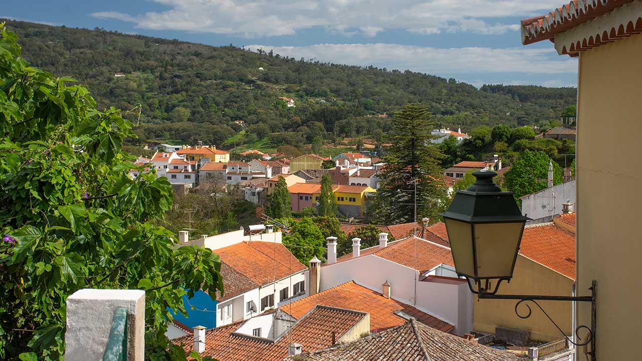 Monchique aprovou o orçamento para 2023 e perspetiva projetos no âmbito do ambiente, do desporto, da habitação social e da eficiência energética.