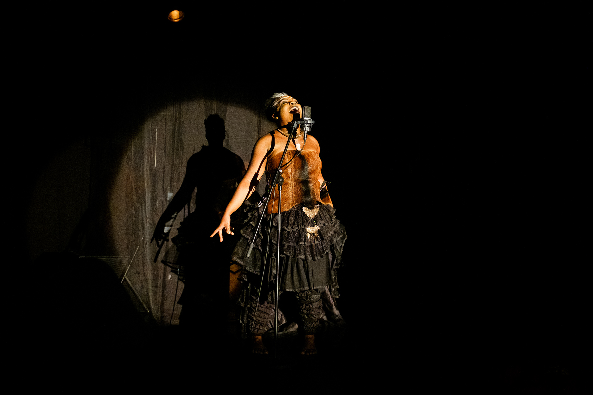 Vilavox - Márcia Limma a interpretar Medeia Negra