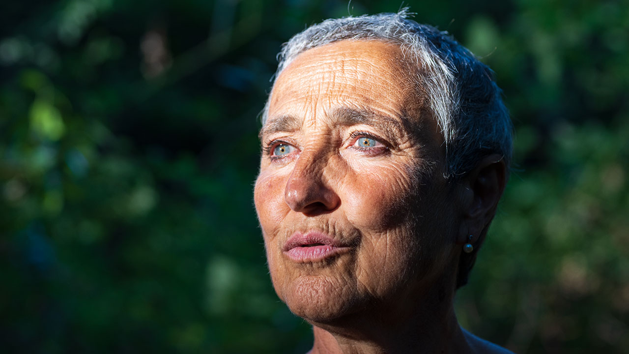 Em tempos conturbados, Madalena Victorino, a coreógrafa mentora do projeto Lavrar o Mar e convidados, estreiam «Quando», um espetáculo de movimento, imagem e som no Lugar da Rocha, no coração de Marmelete.