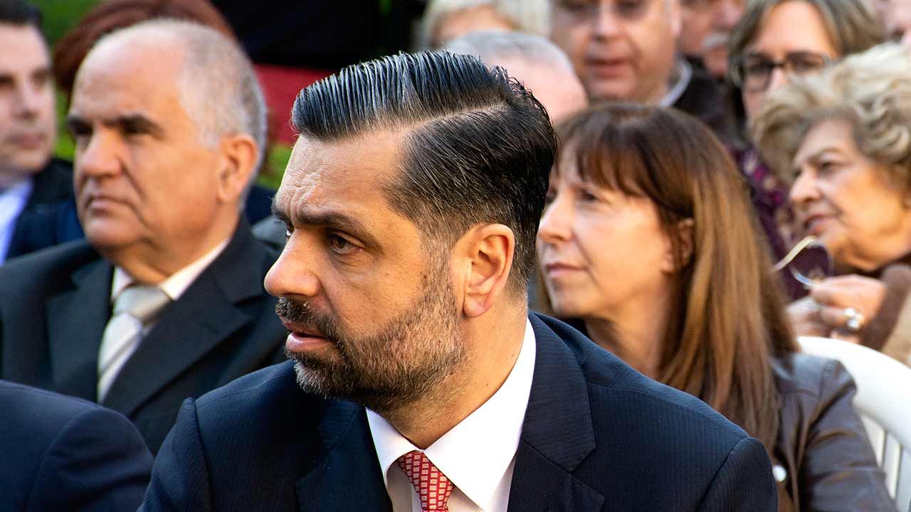 Cristóvão Norte, deputado algarvio do Partido Social Democrata (PSD) defende que «tem que haver turismo externo» para evitar desemprego e «falências em catadupa».