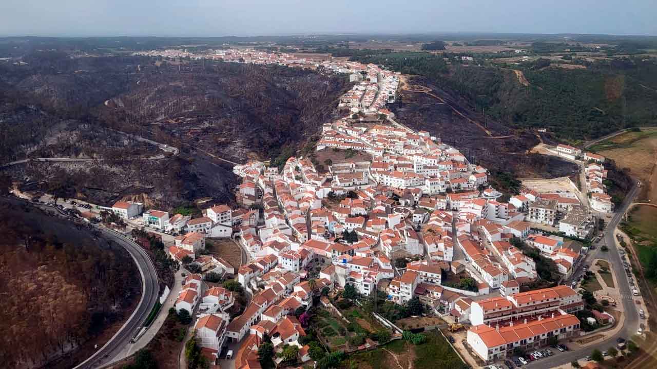 A comissão executiva da RTA vai percorrer o percurso de Odeceixe da Rota Vicentina, para aferir quais as necessidades após o incêndio de Odemira.