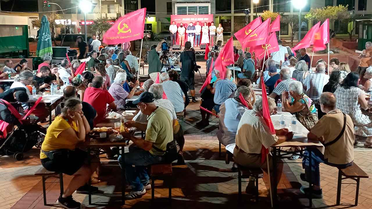 O secretário geral do PCP esteve no primeiro comício de verão no Algarve, onde se focou nos problemas que os jovens enfrentam.