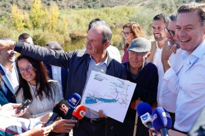 O presidente do PSD, Luís Montenegro, considerou hoje que «é uma estratégia correta», a construção da barragem na ribeira da Foupana.