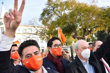 Candidatos do PSD Algarve lamentam a decisão apressada de integrar o Hospital de São Gonçalo de Lagos no Serviço Nacional de Saúde.