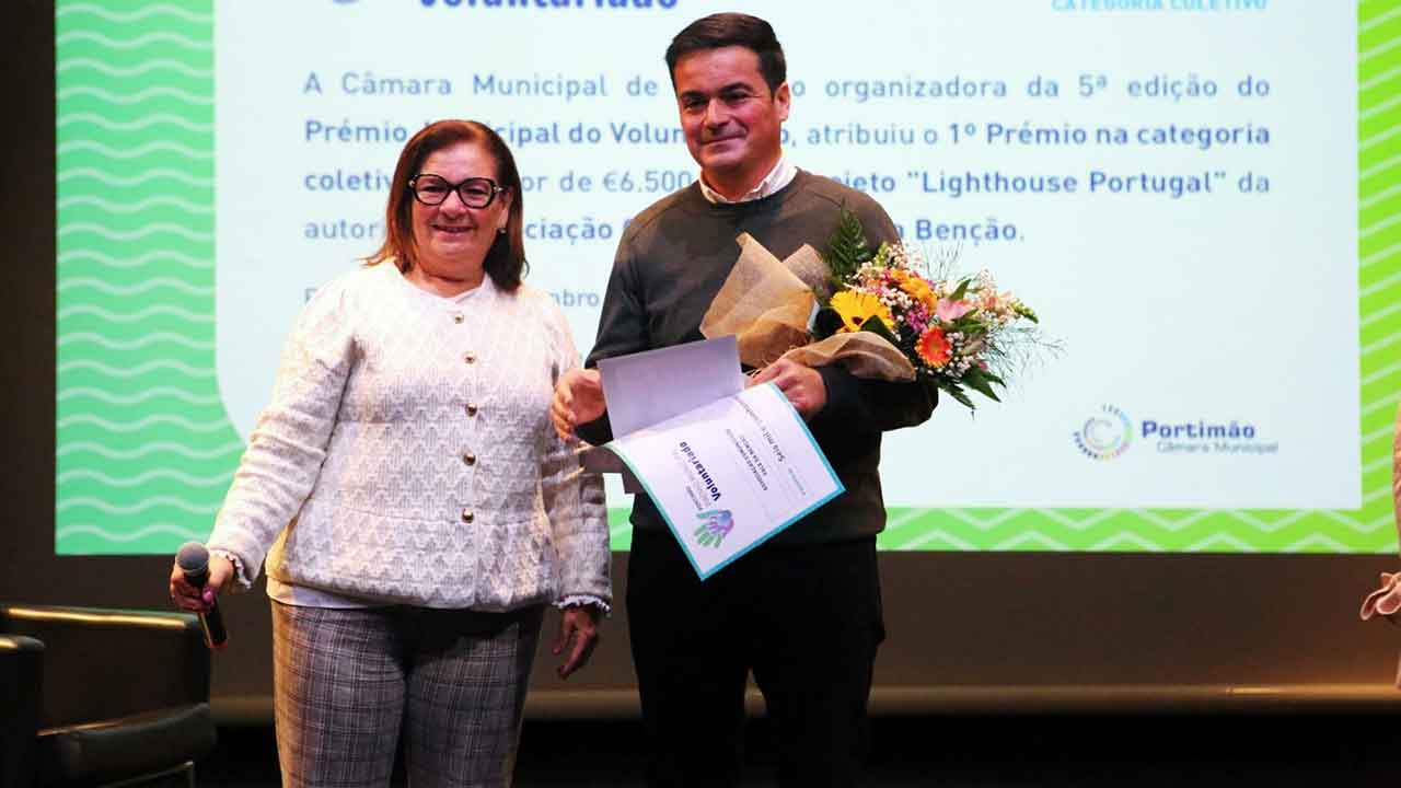 A Câmara de Portimão assinalou o Dia Internacional do Voluntariado com entrega das distinções aos vendedores, na terça-feira, 5 de dezembro.