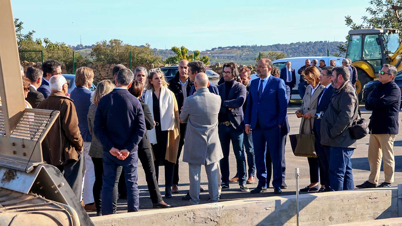 Ministra da Agricultura e ministro do Ambiente visitaram o perímetro de rega da Associação de Regantes e Beneficiários de Silves, Lagoa e Portimão.