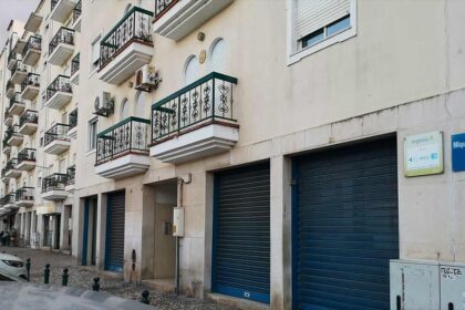 Registo Civil de Olhão sem emissão de documentos por falta de funcionários. PSD acusa o executivo de António Miguel Pina de nada fazer. 