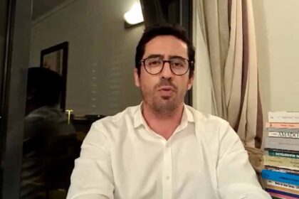 Lanço daqui um repto ao executivo camarário da Câmara Municipal de Loulé, tendo em conta a sua elevada disponibilidade financeira de mais de 70 milhões de euros parados em diversos bancos, a render juros atualmente negativos, para corresponder às dificuldades dos seus munícipes e criar um Fundo Municipal de Apoio.