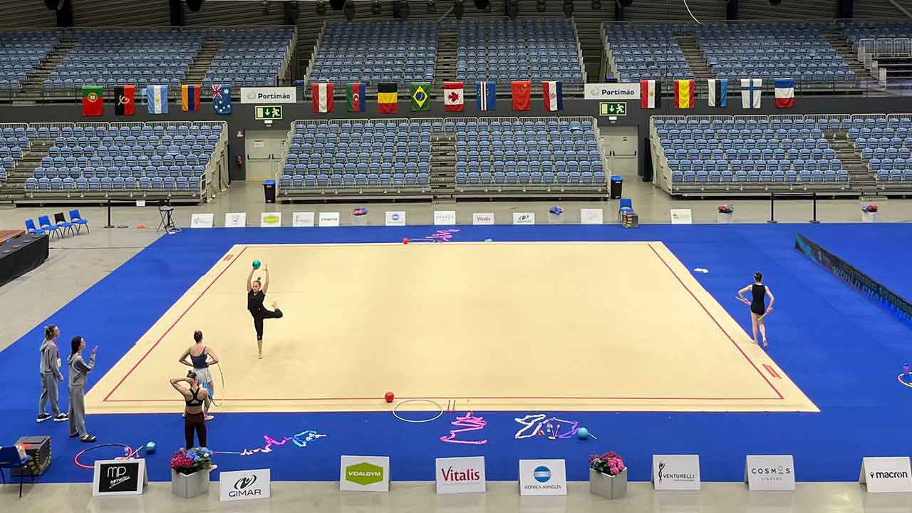 Taça do Mundo de Ginástica Rítmica, em Portimão, contará com 13 países nos conjuntos e 32 na competição individual.