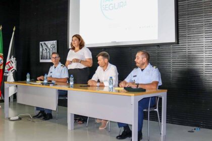 Realizou-se, na Biblioteca Municipal Álvaro de Campos, a sessão de apresentação do programa «Tavira + Segura», dia 12 de julho.