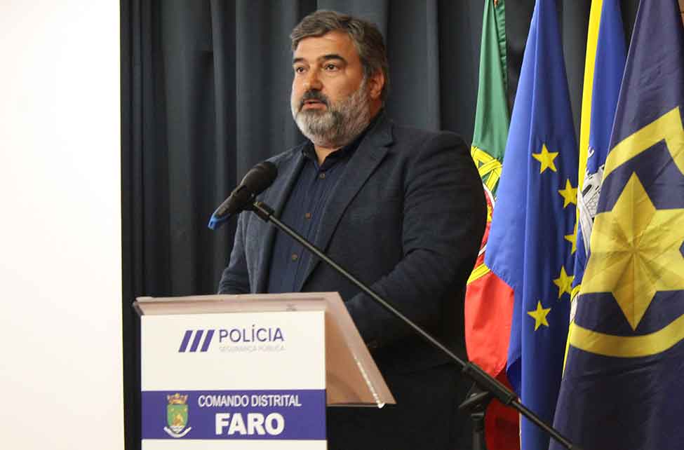 Assinatura do protocolo para a instalação do sistema de videovigilância foi efetuada nas comemorações do 136º aniversário da PSP no Algarve.