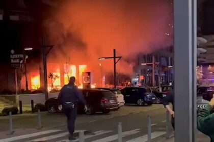 Dois Encapuzados atacaram e incendiaram bar em Vilamoura ontem ao final da tarde. 16 pessoas foram assistidas.