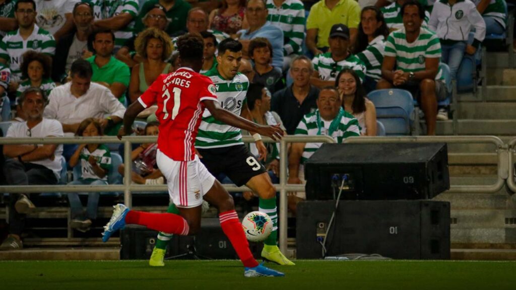 Benfica conquista Supertaça
