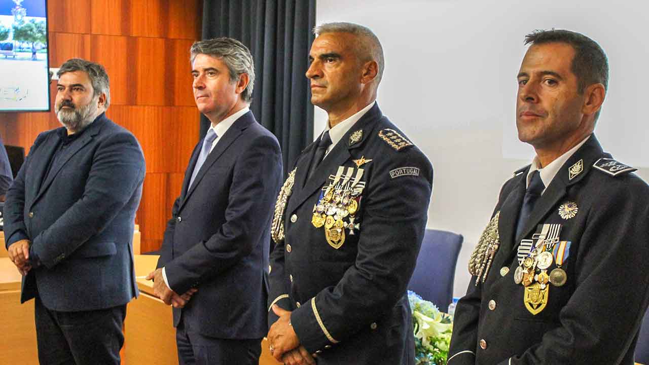Assinatura do protocolo para a instalação do sistema de videovigilância foi efetuada nas comemorações do 136º aniversário da PSP no Algarve.
