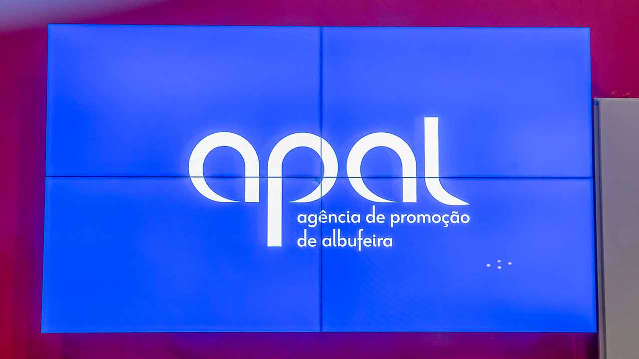 A APAL – Agência de Promoção de Albufeira apresentou a nova imagem num encontro que decorreu na quinta-feira, 18 de janeiro, no auditório da AHETA.
