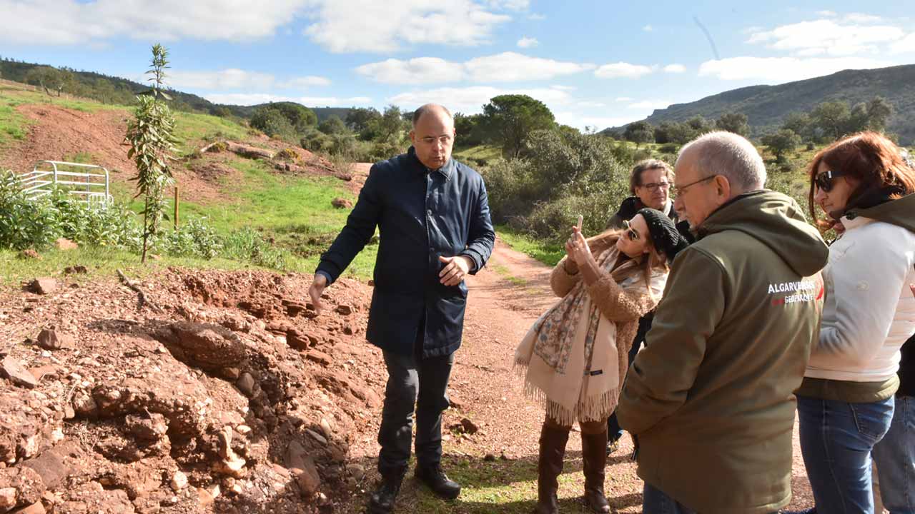 Guy Martini, presidente do Conselho dos Geoparques Mundiais da UNESCO, esteve em périplo pelos territórios do Aspirante Geoparque Algarvensis.