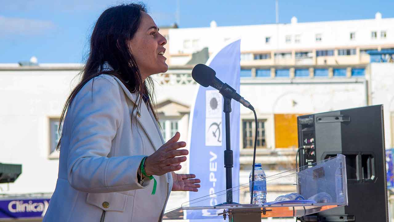 A CDU apresentou a lista de candidatos CDU às eleições para a Assembleia da República pelo círculo de Faro, no sábado, dia 20 de janeiro.