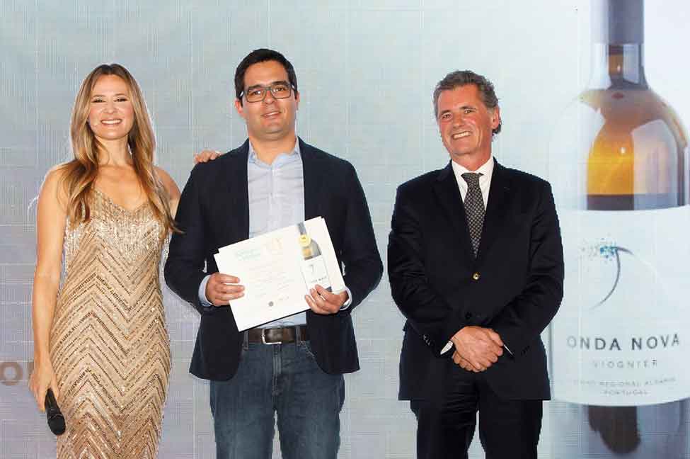 Cinco vinhos da região do Algarve distinguidos com Ouro na décima edição do Concurso de Vinhos do Crédito Agrícola.