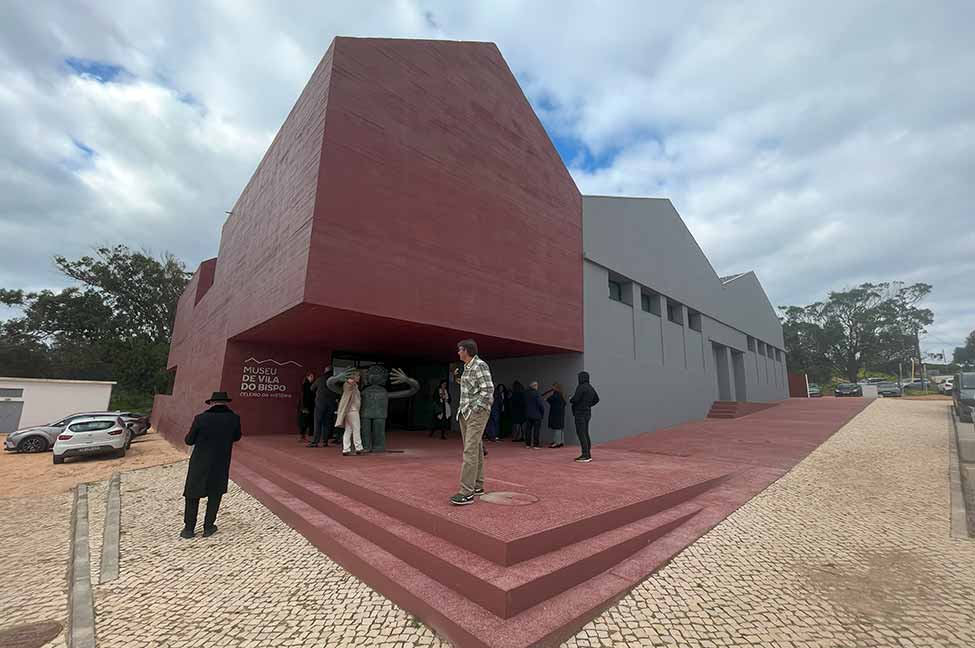 O Museu de Vila do Bispo – Celeiro da História foi hoje inaugurado no âmbito das comemorações do dia do município.