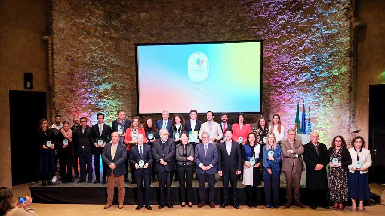 O município de Portimão recebeu o Galardão Autarquia Voluntária 2023, instituído pela Cooperativa António Sérgio para a Economia Social (CASES).