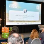 A projeção do vídeo de apresentação do aspirante a geoparque Algarvensis deu o pontapé de saída para a conferência «Capital Natural – Desafios do desenvolvimento sustentável», em Loulé.