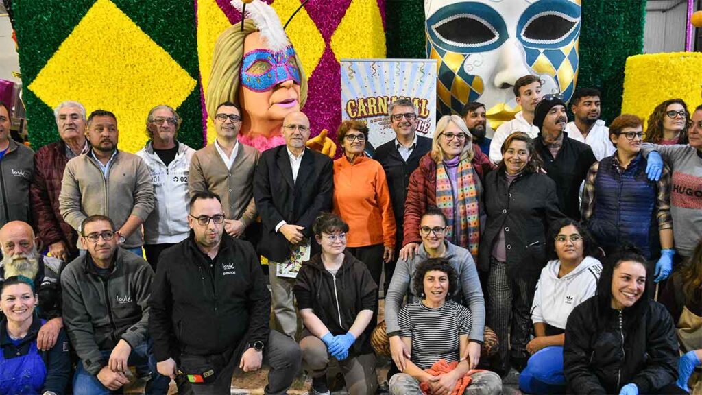 O Carnaval de Loulé terá 14 carros alegóricos e 600 figurantes durante três dias, entre domingo e terça-feira, numa edição dedicada à sustentabilidade e em que se pretende calcular a pegada de carbono do evento.