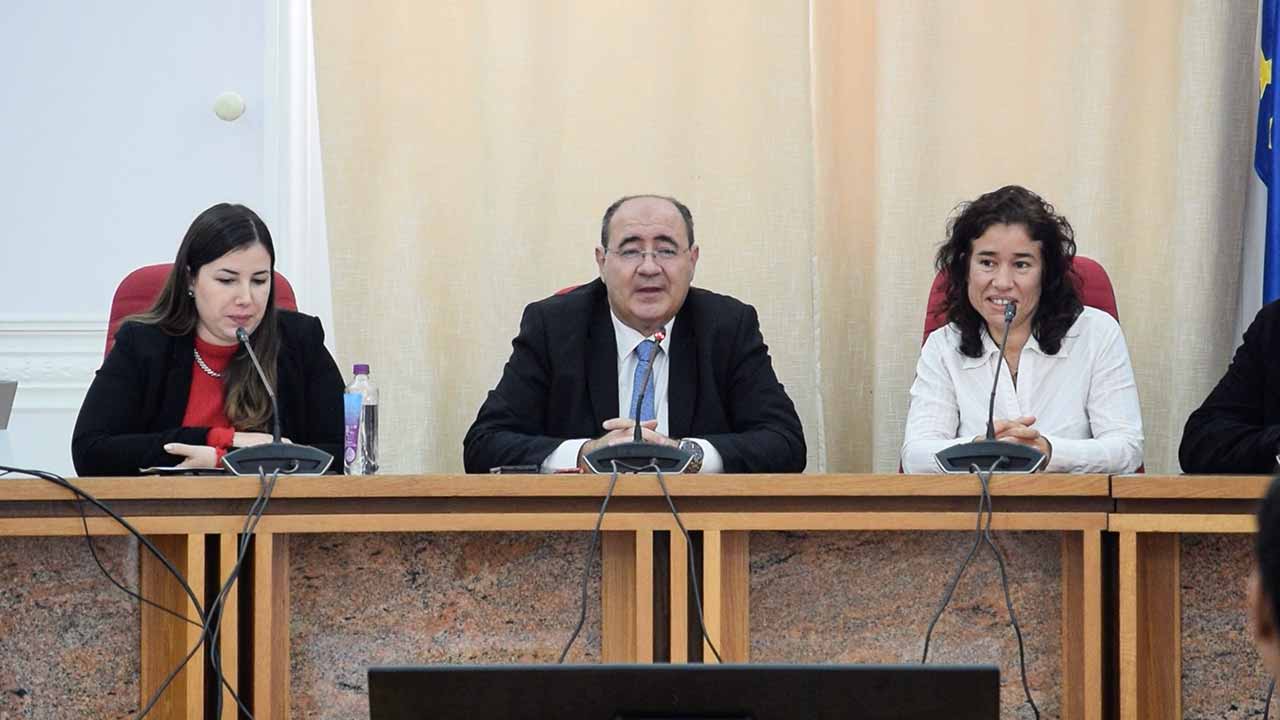 «Faro Next Generation» é o nome do programa de empreendedorismo jovem que junta a autarquia e a Dypall Network, visando fomentar a empregabilidade e a cidadania ativa no concelho.