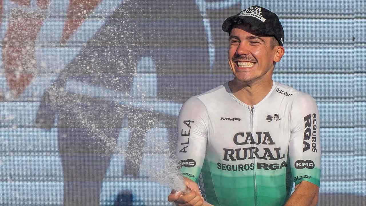 Iúri Leitão, campeão mundial de omnium, vai falhar a 50.ª Volta ao Algarve por doença, confirmou hoje à Lusa o ciclista português da Caja Rural.