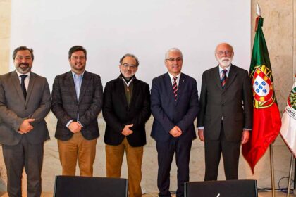 O Salão Nobre da Câmara Municipal de Vila Real de Santo António (VRSA) recebeu, esta sexta-feira, a apresentação do polo de VRSA do Núcleo Regional do Sul da Liga Portuguesa Contra o Cancro (LPCC).